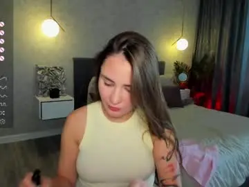Chaturbate Free Porn Cam of straw_juice