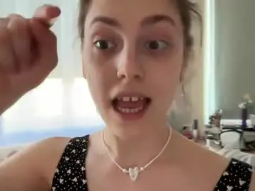 Chaturbate Live Porn of holydori