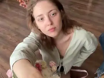 Chaturbate Adult Video Chat of holydori