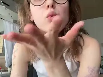 Chaturbate Live Porn of holydori