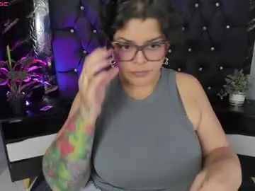 Chaturbate Watch Live Sex Cams of goddess_arethaozz