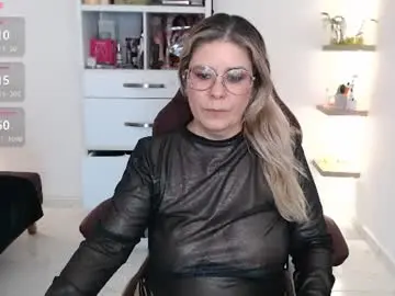 Chaturbate Live Sex Cam of diva_milf
