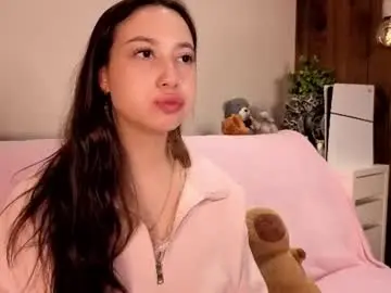 Chaturbate Live Sex Cam of rosemaryhauan