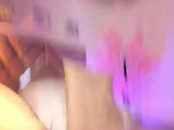 Chaturbate Live Sex Cam of bell_popper_