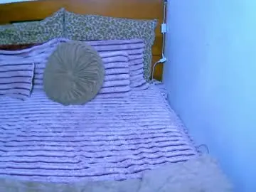 Chaturbate Live Sex Cam of bianca_ebony