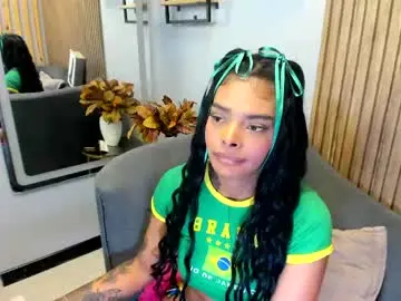 Chaturbate Free Live Porn of emmaebony_