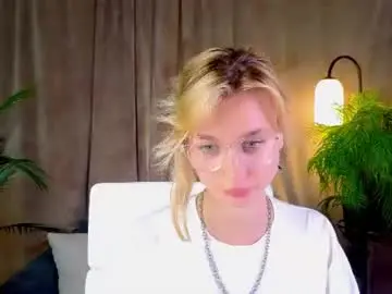 Chaturbate Watch Live Sex Cams of noramoreau