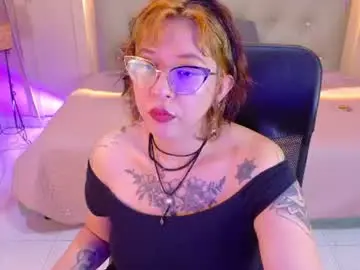 Chaturbate Nude Webcam of chloerossee