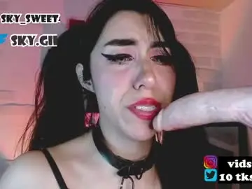 Chaturbate Nude Webcam of skylady05