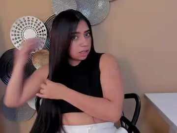 Chaturbate Live Sex Cam of luna_cute14