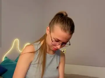 Chaturbate Live Porn of emma_clon