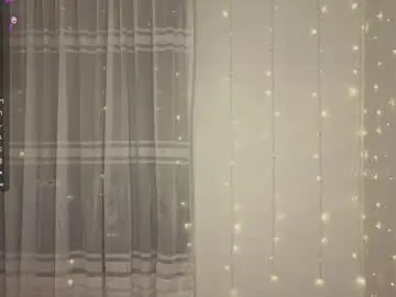 Chaturbate Live Sex Cam of lilyrose1_