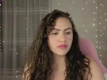 Chaturbate Nude Webcam of lilyrose1_