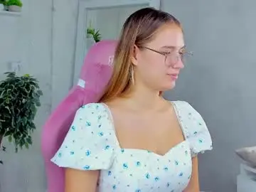 Chaturbate Live Porn of miaa_hill