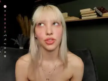 Chaturbate Live Sex Cam of _shiningstar