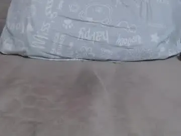 Chaturbate Live Sex Cam of lelapopins