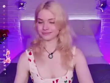 Chaturbate Nude Webcam of chloewells
