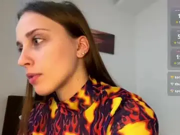 Chaturbate Sex Chat of evarenard_