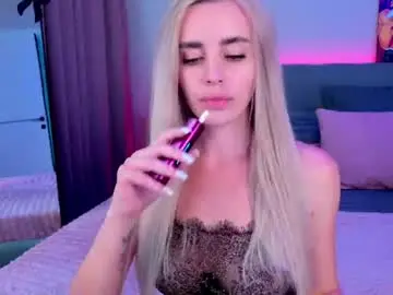 Chaturbate Adult Video Chat of rossy_x_