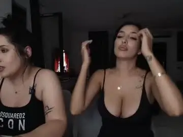 Chaturbate Live Sex Cam of gabrielaaxxx