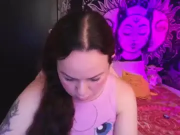 Chaturbate Adult Video Chat of magic_clairewitch