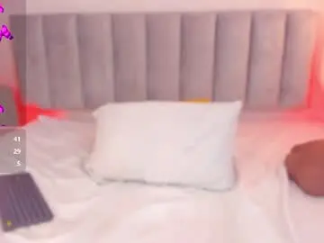 Chaturbate Live Porn of tinacurly