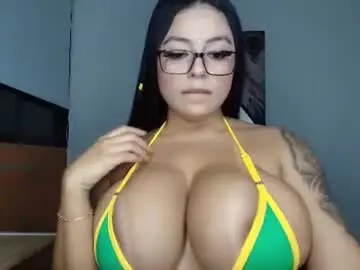Chaturbate Live Sex Cam of kaliffa_zoe