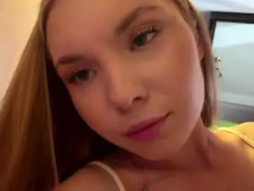 Chaturbate Watch Live Sex Cams of adriannemuldowney