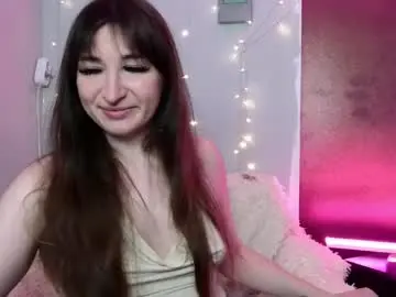 Chaturbate Live Sex Cam of birdie_kiss