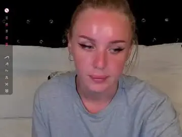 Chaturbate Free Live Porn of lushcherry