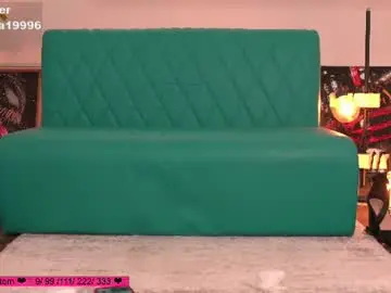 Chaturbate Free Porn Cam of homehornyeva