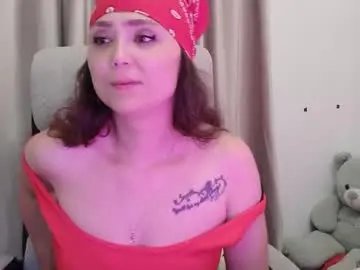 Chaturbate Live Sex Cam of lola_creolla