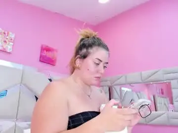 Chaturbate Adult Webcams of rousse_millers