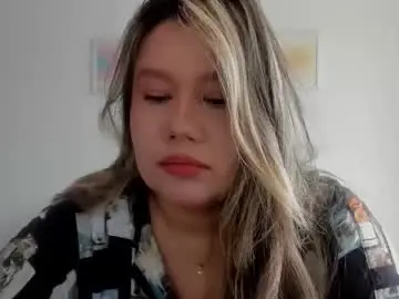 Chaturbate Free Porn Cam of sarasmith19