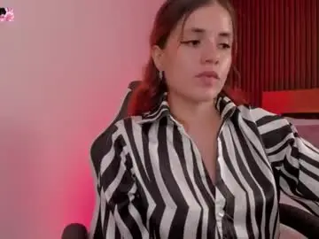 Chaturbate Live Sex Cam of alliss_ginger_