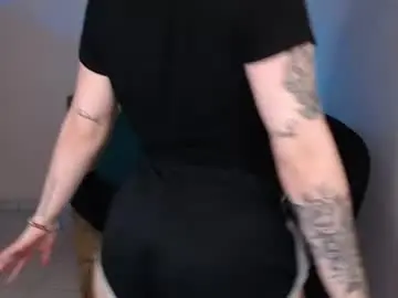 Chaturbate Free Porn Cam of millyx_