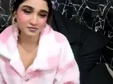 Chaturbate Live Sex Cam of amber_rose06