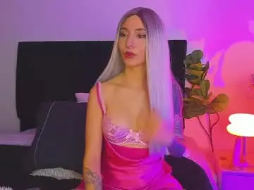 Chaturbate Live Sex of naugthymila3