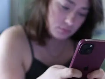 Chaturbate Watch Live Sex Cams of elsasquirt