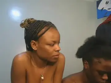 Chaturbate Best live sex cam show of petite_luxe1