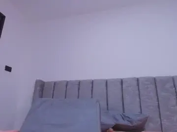 Chaturbate Live Sex Cam of tinkerbell_1