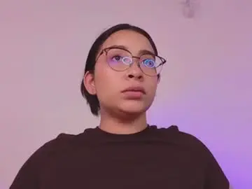 Chaturbate Free Live Porn of miah_storm