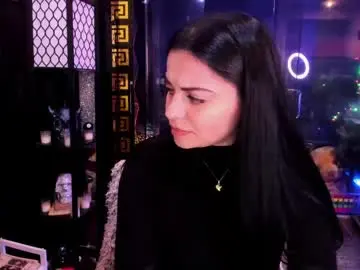 Chaturbate Best live sex cam show of alma_pearl
