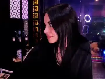 Chaturbate Free Porn Cam of alma_pearl