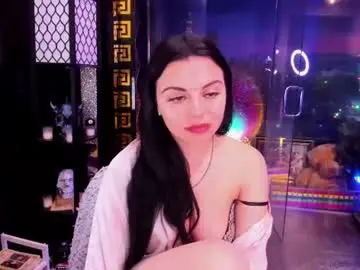 Chaturbate Free Live Porn of alma_pearl