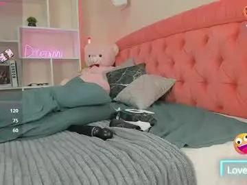 Chaturbate Best live sex cam show of ellesilva