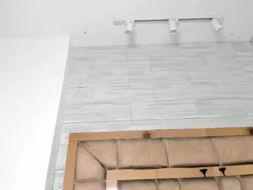 Chaturbate Free Live Porn of lilian_starfire