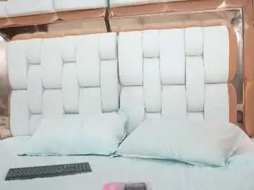 Chaturbate Live Sex Cam of beautifulskinny18