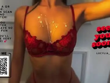 Chaturbate Watch Live Sex Cams of lucylia_