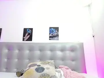 Chaturbate Live Sex Cam of horny_juliettee
